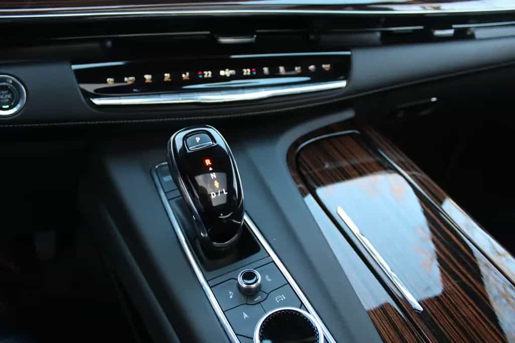 Cadillac Escalade Premium Luxury 6,3 V8 12/2023-photo-15