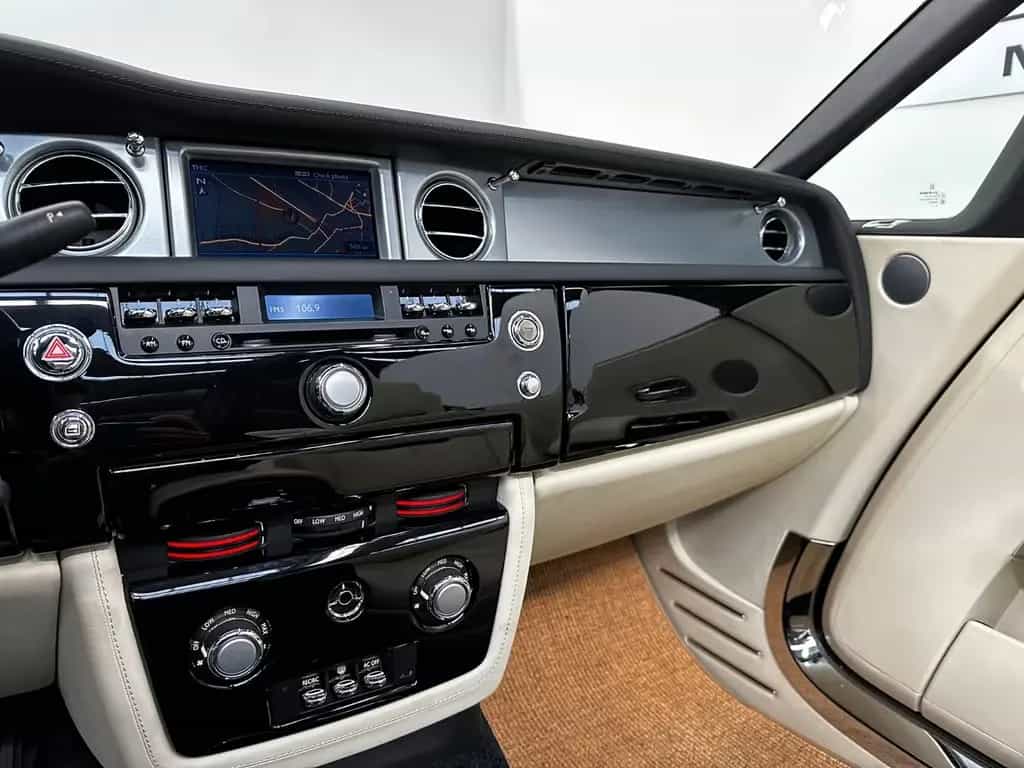 Rolls-Royce Phantom Drophead/TEAK-DECK/KAMERA/WENIG KM/TOP 03/2011-photo-17