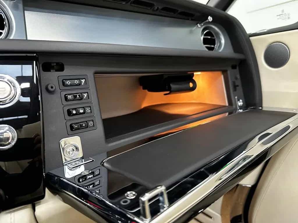 Rolls-Royce Phantom Drophead/TEAK-DECK/KAMERA/WENIG KM/TOP 03/2011-photo-26