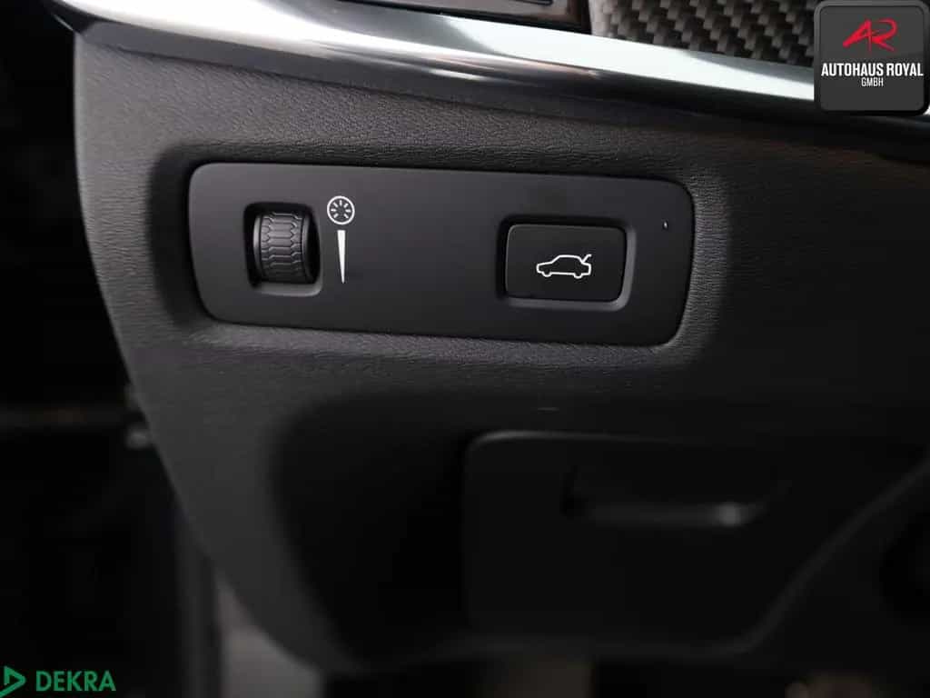 Volvo V90 2.0 D5 AWD R DESIGN MEMORY,TOTWINKEL,20ZOLL 07/2018-photo-13