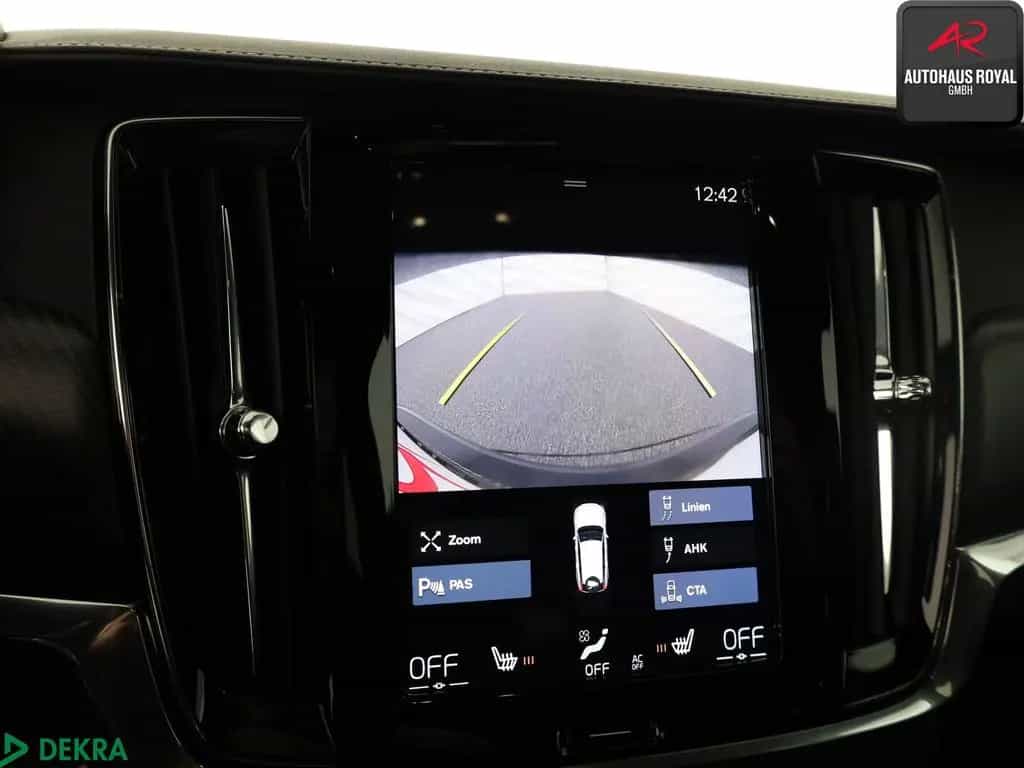 Volvo V90 2.0 D5 AWD R DESIGN MEMORY,TOTWINKEL,20ZOLL 07/2018-photo-17