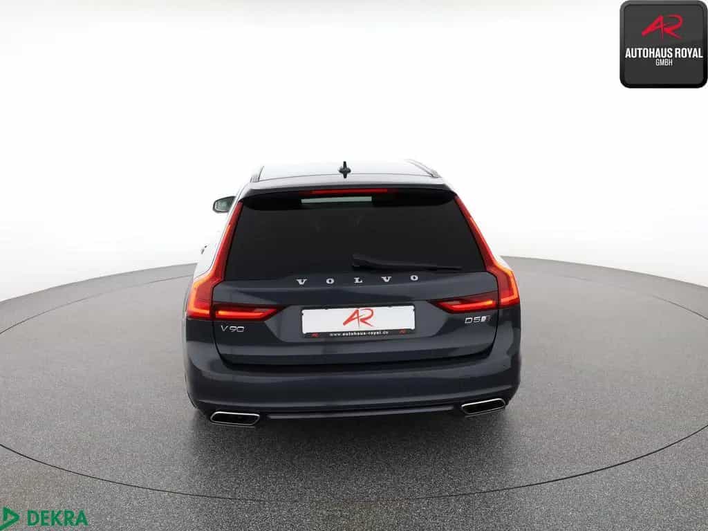 Volvo V90 2.0 D5 AWD R DESIGN MEMORY,TOTWINKEL,20ZOLL 07/2018-photo-3
