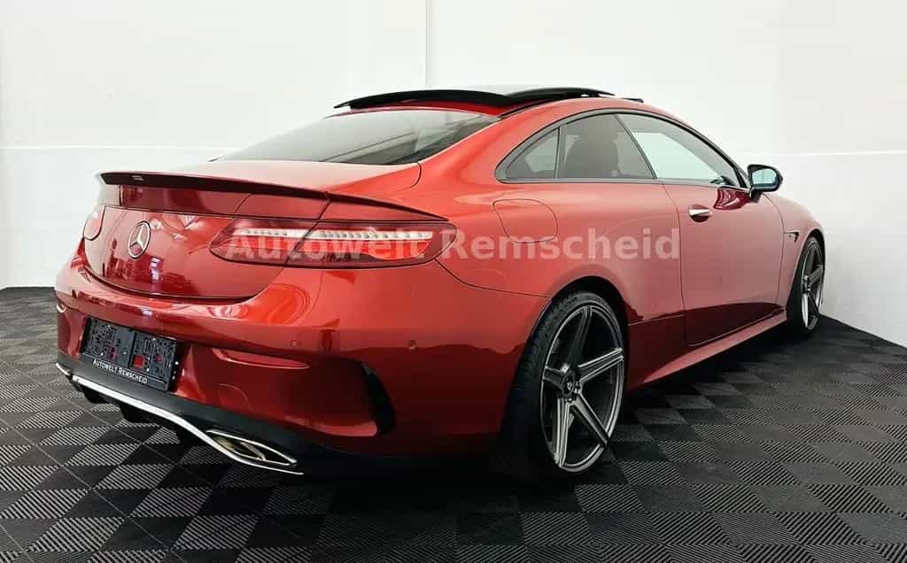 Mercedes-Benz E 200 Coupe "AMG Line" "Special Edition" 12/2017-photo-3