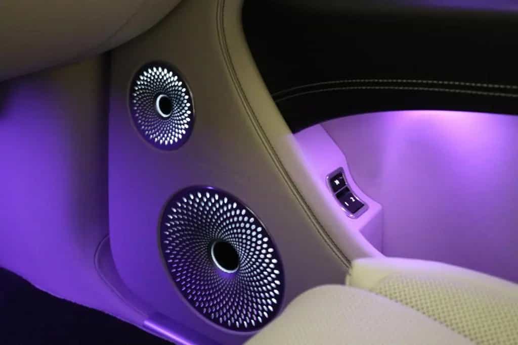 Bentley Bentayga V8 EWB Azure *Airline Seats*B&O* 01/2025-photo-29