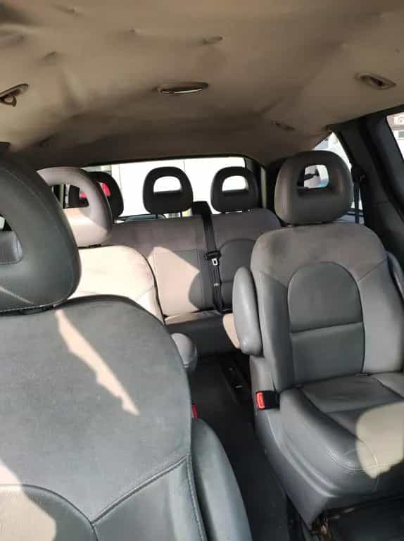Chrysler Voyager 2.5 CRD cat LX 06/2004-photo-14