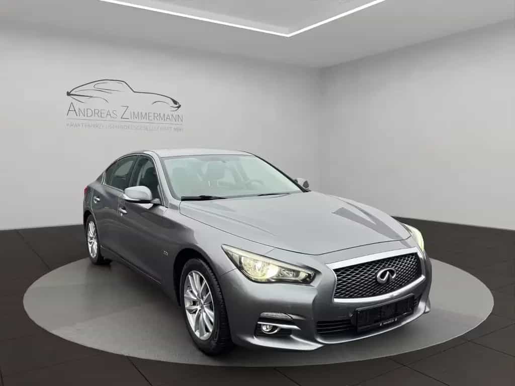 Infiniti Q50 2.2D LEDER/LED/NAVI/CAM/KEY 09/2016-photo-1