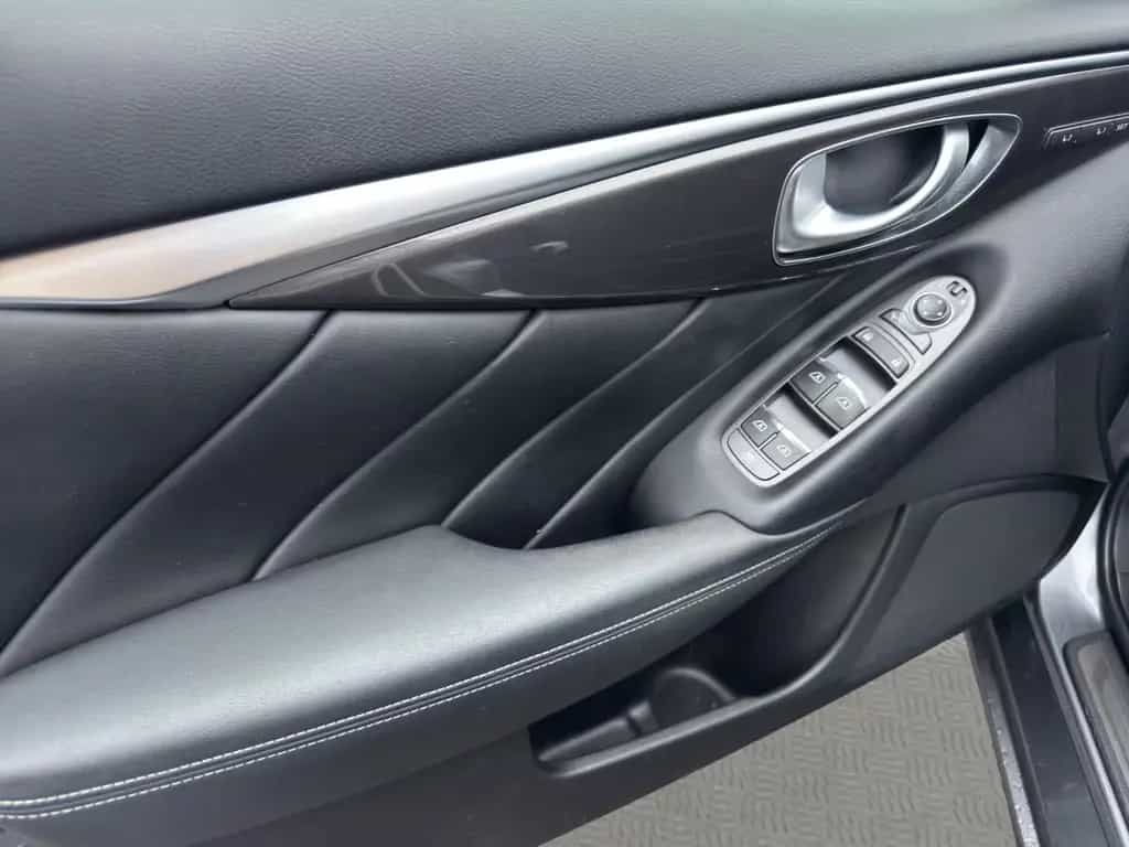 Infiniti Q50 2.2D LEDER/LED/NAVI/CAM/KEY 09/2016-photo-14
