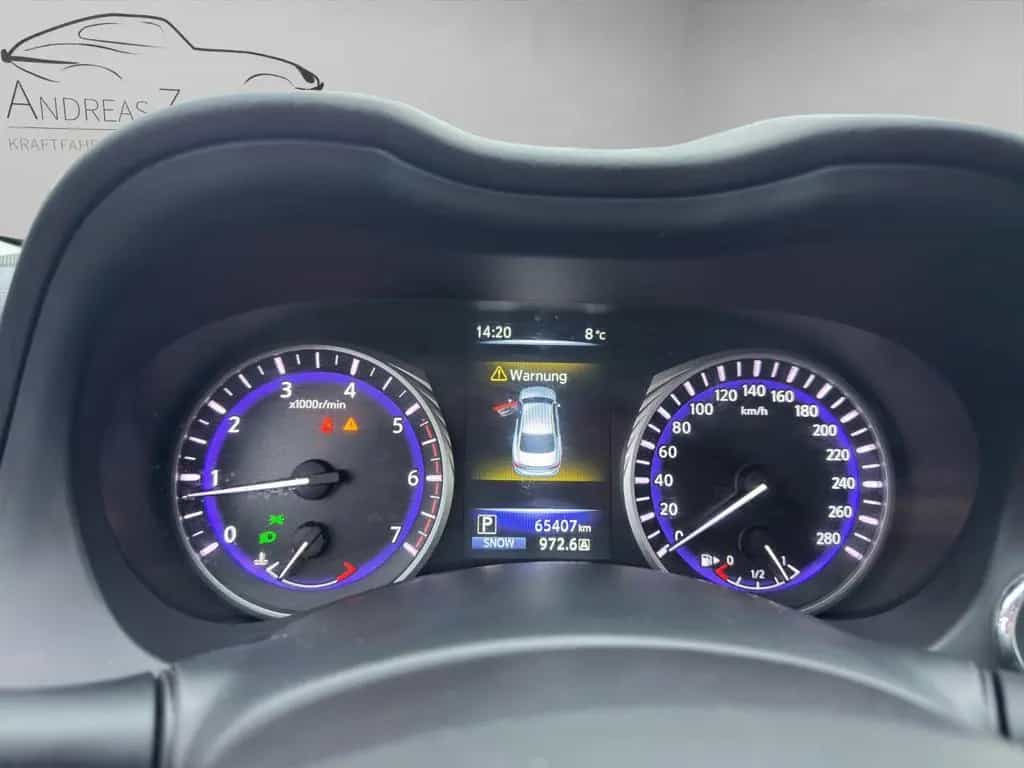 Infiniti Q50 2.2D LEDER/LED/NAVI/CAM/KEY 09/2016-photo-15
