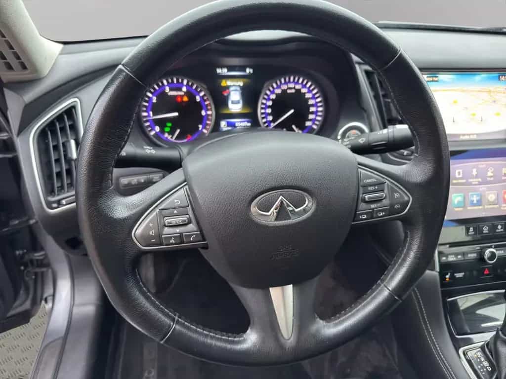 Infiniti Q50 2.2D LEDER/LED/NAVI/CAM/KEY 09/2016-photo-9