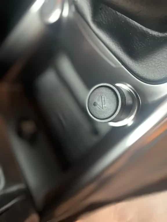 KGM Tivoli Essential 1.5 T 163 PS Navi/Kamera/PDC null-photo-22