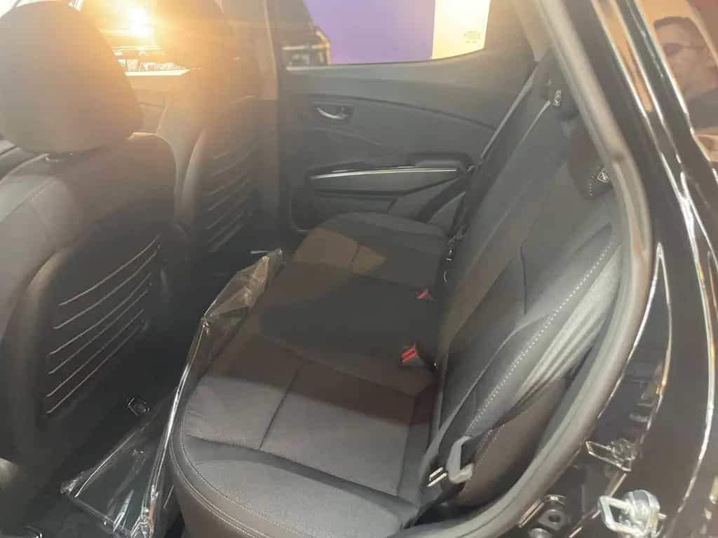 KGM Tivoli Essential 1.5 T 163 PS Navi/Kamera/PDC null-photo-33