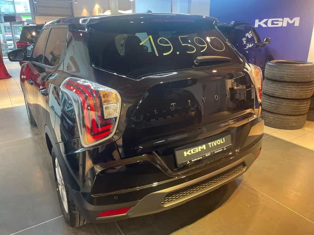 KGM Tivoli Essential 1.5 T 163 PS Navi/Kamera/PDC null-photo-38