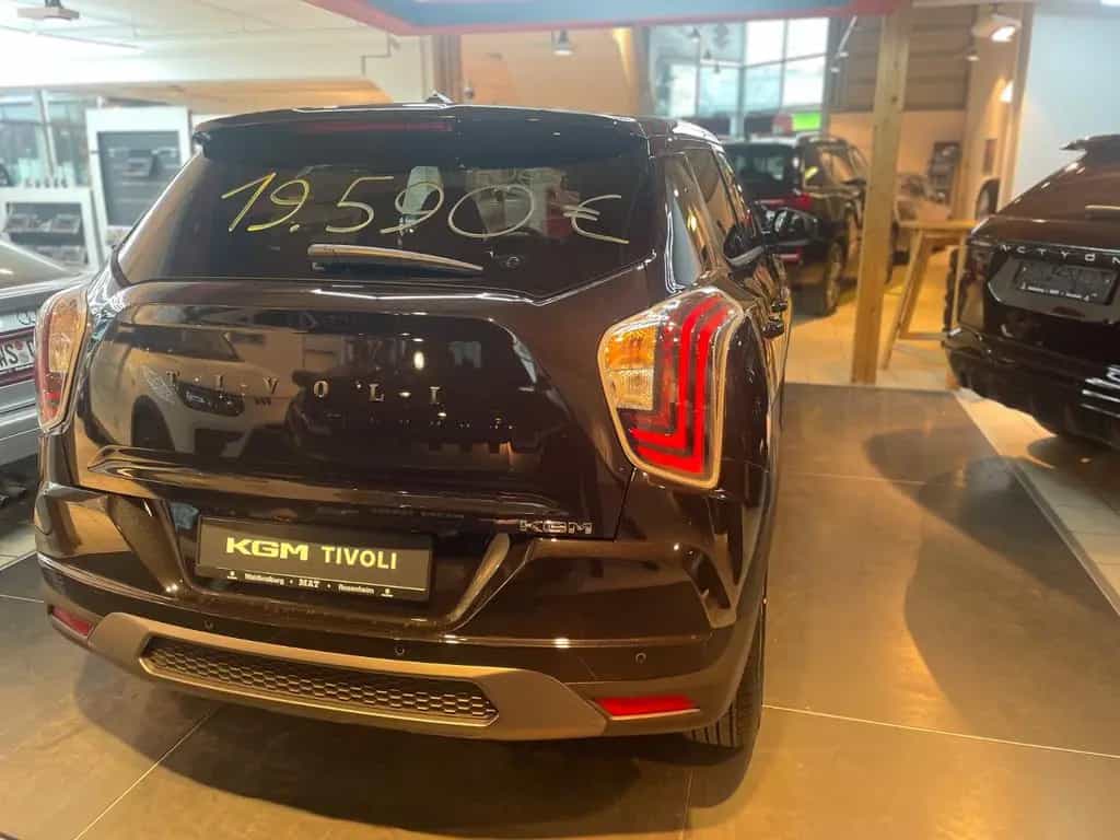 KGM Tivoli Essential 1.5 T 163 PS Navi/Kamera/PDC null-photo-41