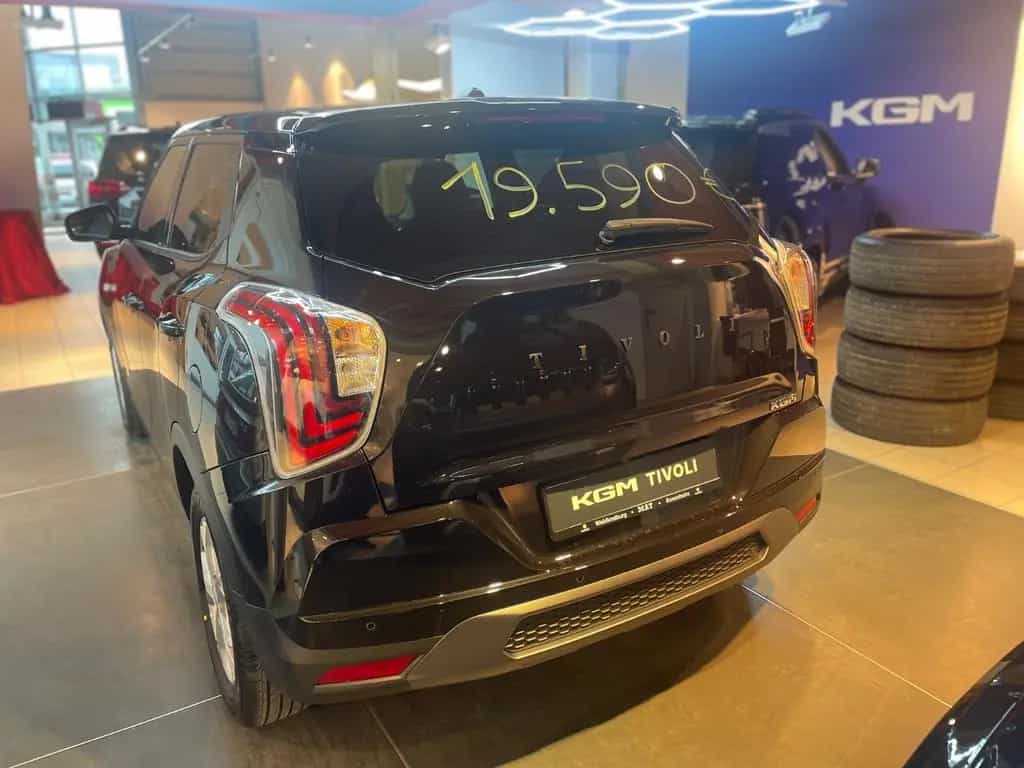 KGM Tivoli Essential 1.5 T 163 PS Navi/Kamera/PDC null-photo-43