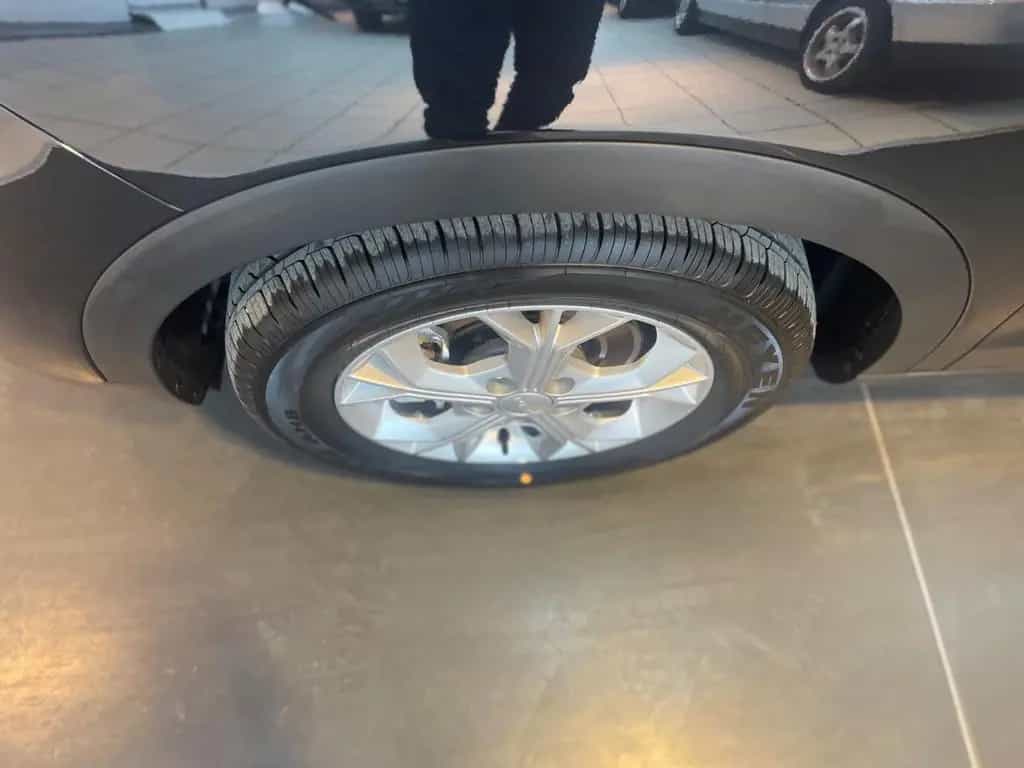KGM Tivoli Essential 1.5 T 163 PS Navi/Kamera/PDC null-photo-45