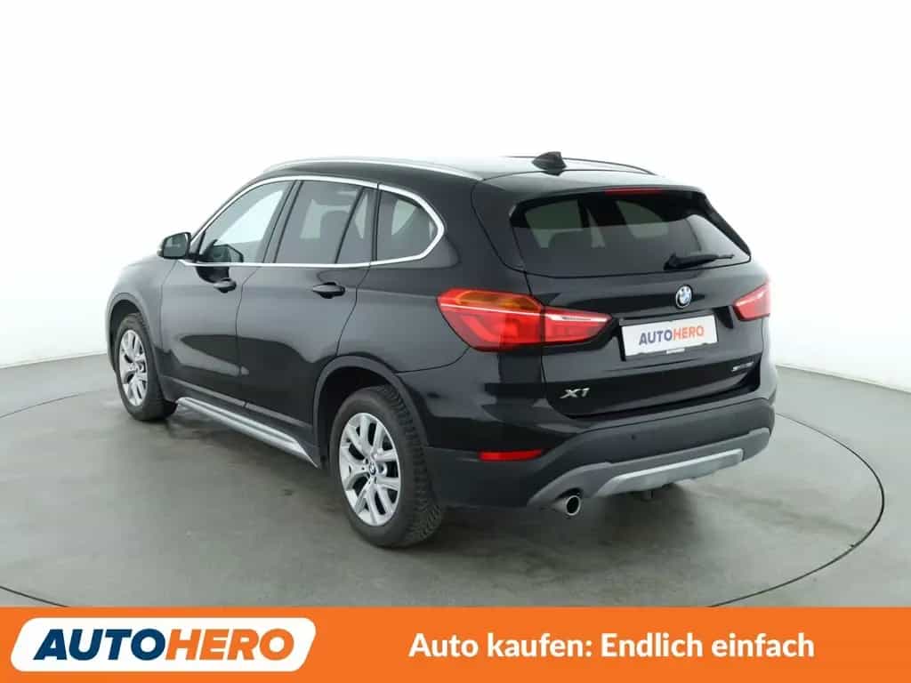 BMW X1 sDrive 18i xLine Aut.*NAVI*LED*PDC*SHZ*TEMPO* 11/2018-photo-3