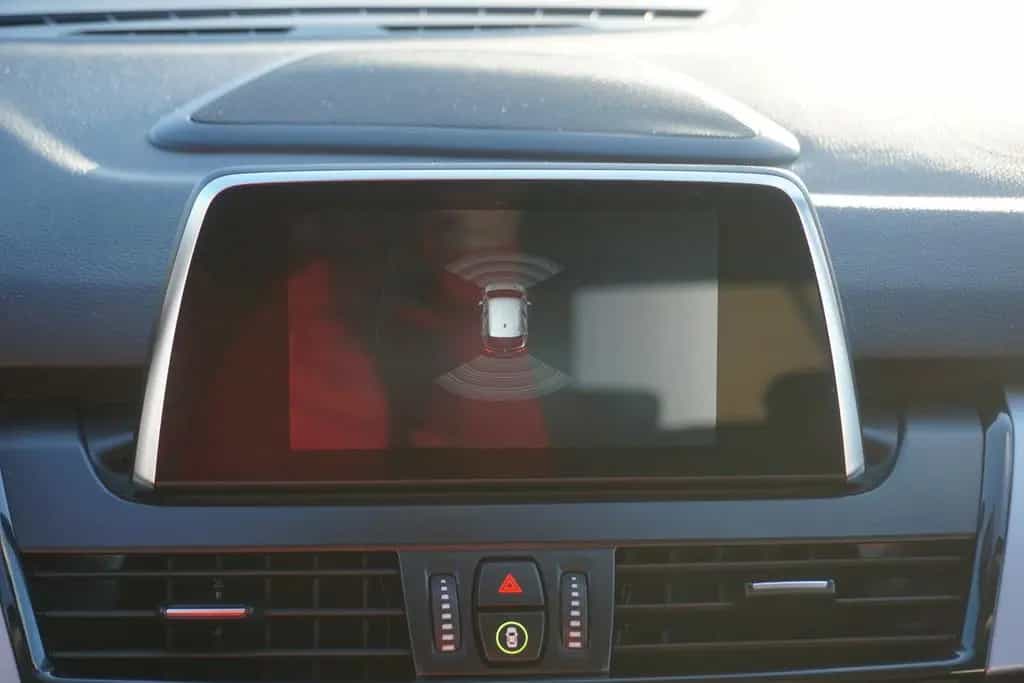 BMW 2 Series 220i Active Tourer Advantage LED Navi AHK PDC 06/2018-photo-14