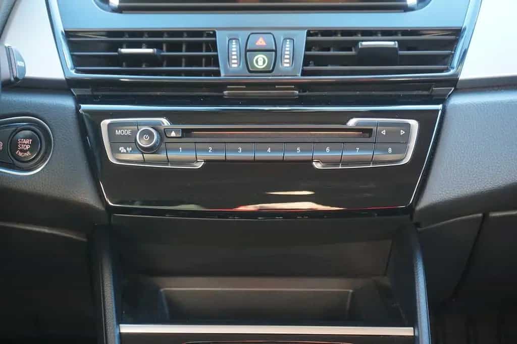 BMW 2 Series 220i Active Tourer Advantage LED Navi AHK PDC 06/2018-photo-15