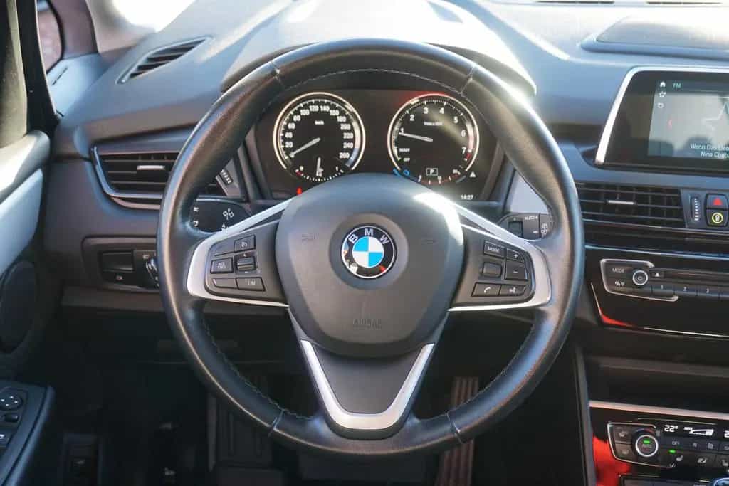 BMW 2 Series 220i Active Tourer Advantage LED Navi AHK PDC 06/2018-photo-18