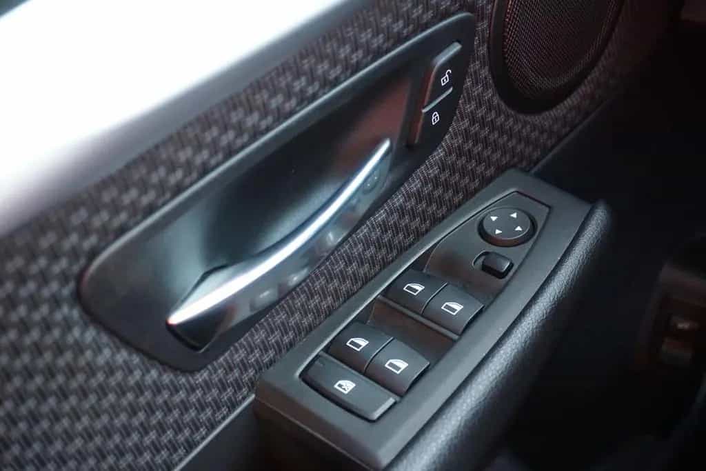 BMW 2 Series 220i Active Tourer Advantage LED Navi AHK PDC 06/2018-photo-25