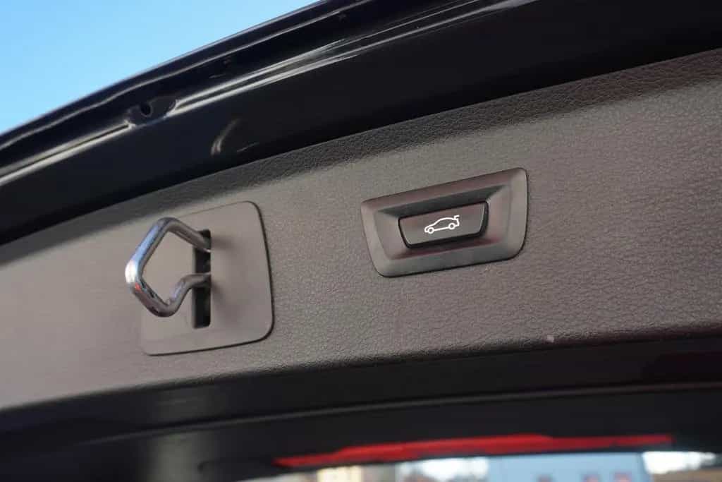 BMW 2 Series 220i Active Tourer Advantage LED Navi AHK PDC 06/2018-photo-30