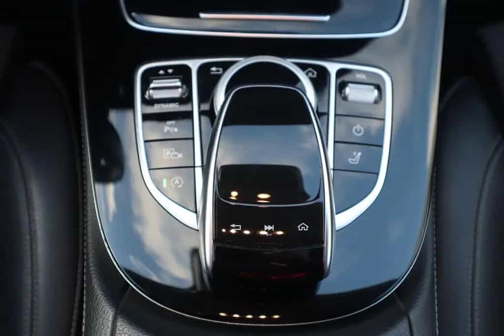 Mercedes-Benz E 200 E200 T-Modell Avantgarde LED Navi Totwinkel DAB 10/2017-photo-13