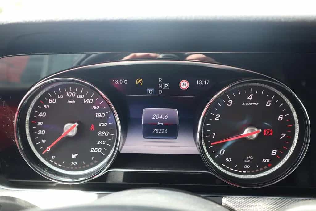 Mercedes-Benz E 200 E200 T-Modell Avantgarde LED Navi Totwinkel DAB 10/2017-photo-14