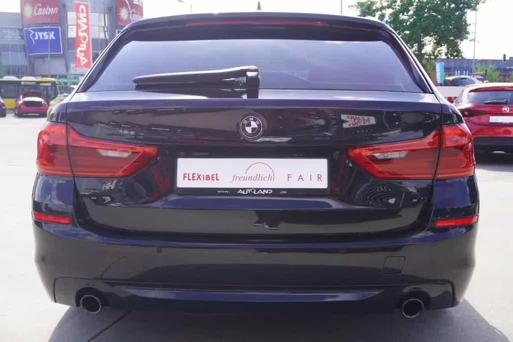 BMW 520 d Touring Aut. LED Navi AHK Sitzheizung PDC 12/2017-photo-5