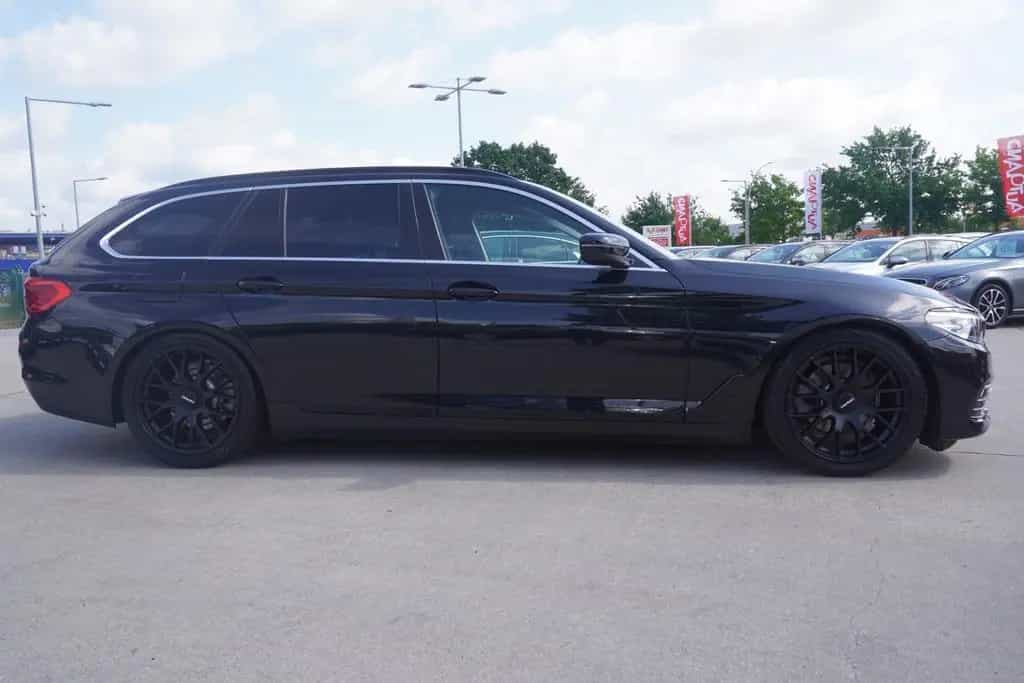 BMW 520 d Touring Aut. LED Navi AHK Sitzheizung PDC 12/2017-photo-6