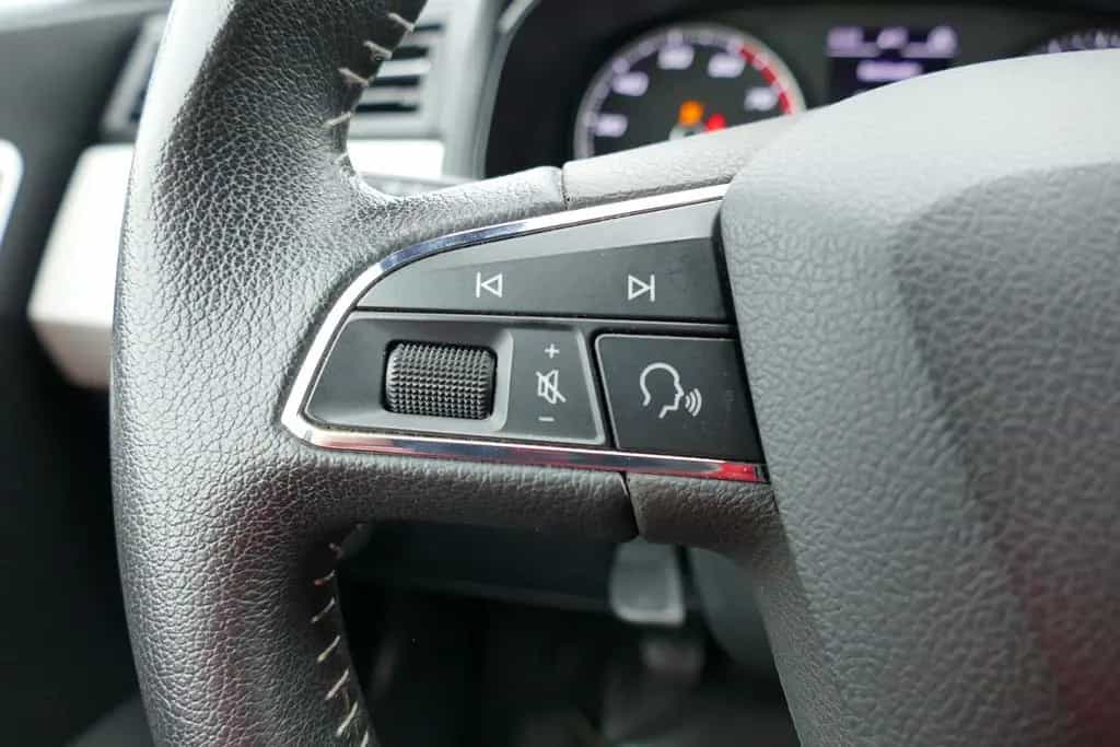 Seat Arona 1.0 TSI Xcellence LED Navi Tempomat AWR 07/2021-photo-11