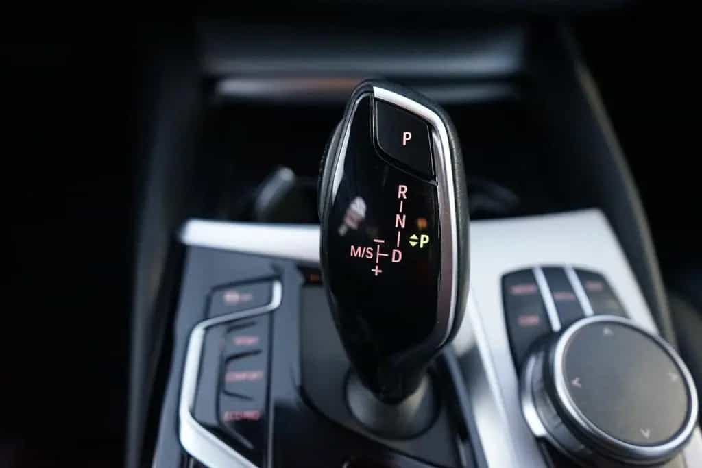 BMW 5 Series 520d Touring Aut. LED Navi Leder Kamera ACC DAB 09/2022-photo-12