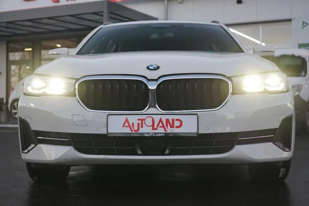 BMW 5 Series 520d Touring Aut. LED Navi Leder Kamera ACC DAB 09/2022-photo-14