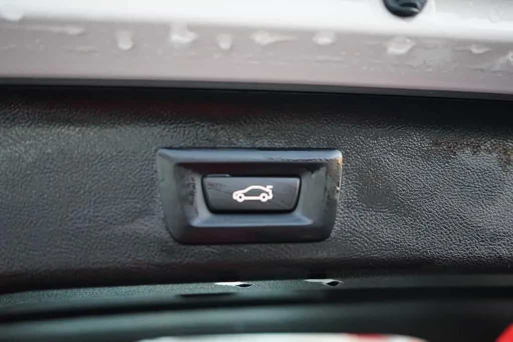 BMW 5 Series 520d Touring Aut. LED Navi Leder Kamera ACC DAB 09/2022-photo-32