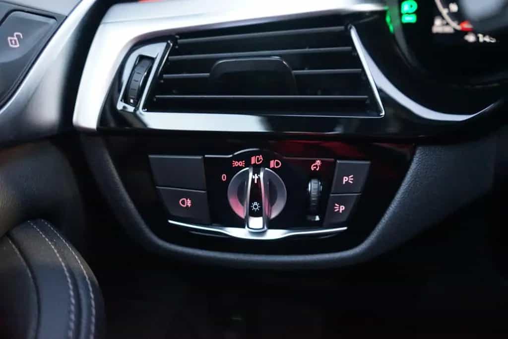 BMW 5 Series 520d Touring Aut. LED Navi Leder Kamera ACC DAB 09/2022-photo-35