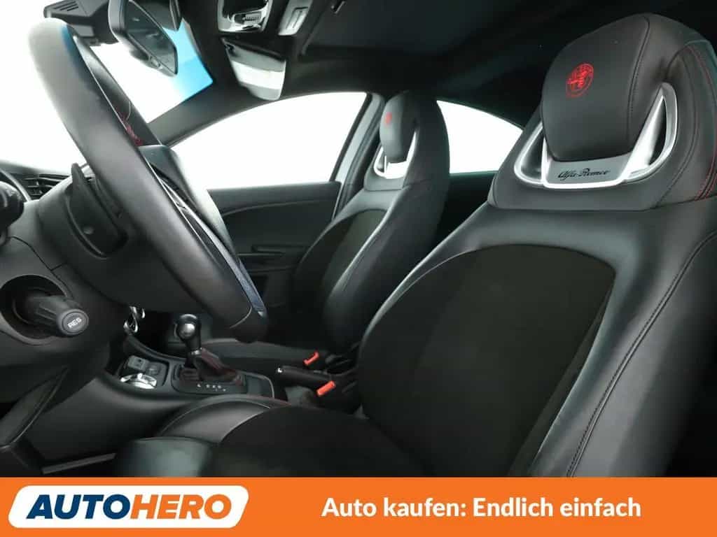 Alfa Romeo Giulietta 1.8 Turbo Veloce *NAVI*PDC*TEMPO*SHZ* 08/2018-photo-8