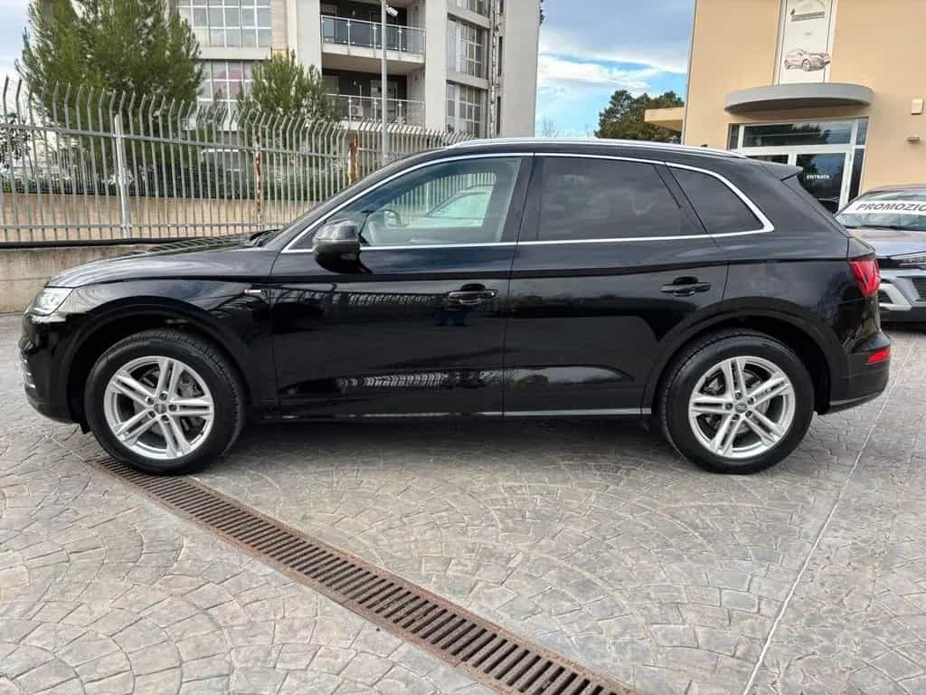Audi Q5 40 TDI quattro S-tronic ! S-LINE INT/EST 03/2019-photo-2