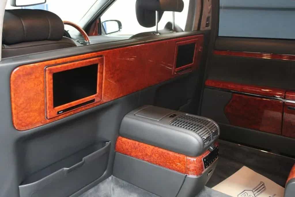 Maybach 62 /RECHTSLENKER/TRENNWAND/KAMERA 09/2006-photo-3