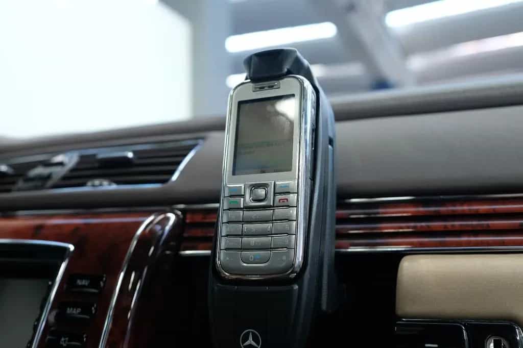 Maybach 57 /RUHESITZ/SOFTCLOSE/FACELIFT 04/2011-photo-29