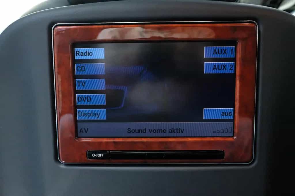Maybach 57 /SOLARMODUL/DISTRONIC/KLAPPTISCH 08/2003-photo-21