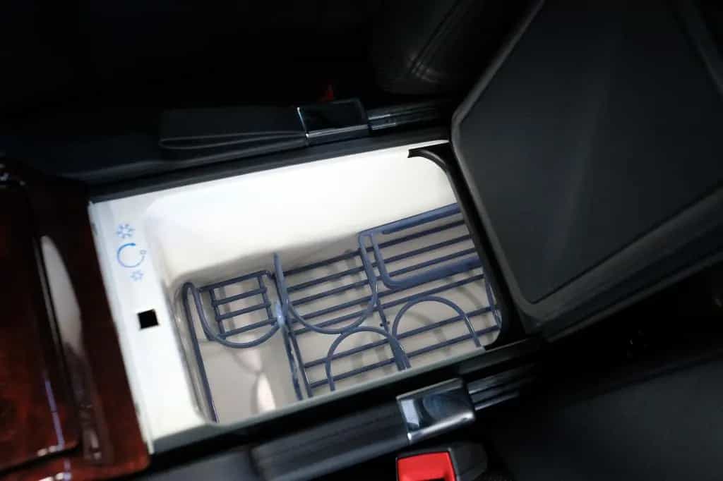 Maybach 57 /SOLARMODUL/DISTRONIC/KLAPPTISCH 08/2003-photo-23