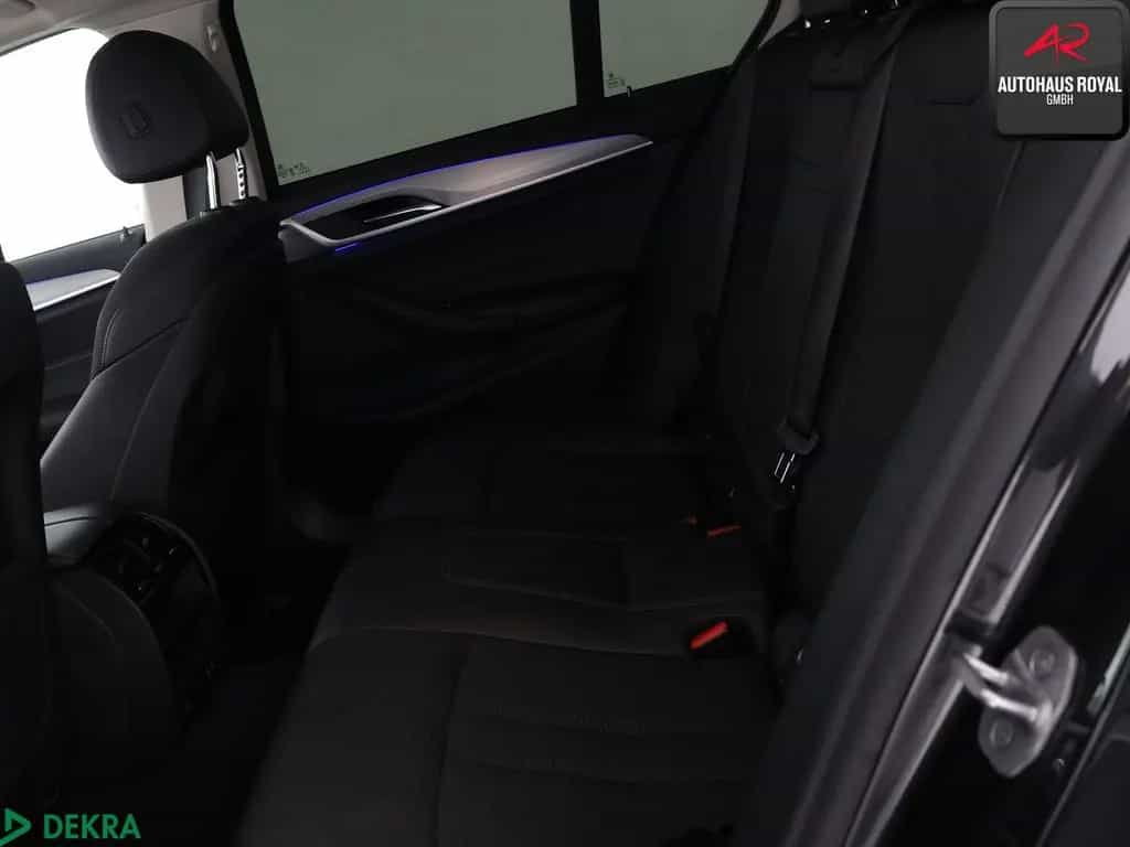 BMW 5 Series 530 i xDrive SPORT LINE SHADOW KAMERA,HUD,SH,AHK 06/2021-photo-10
