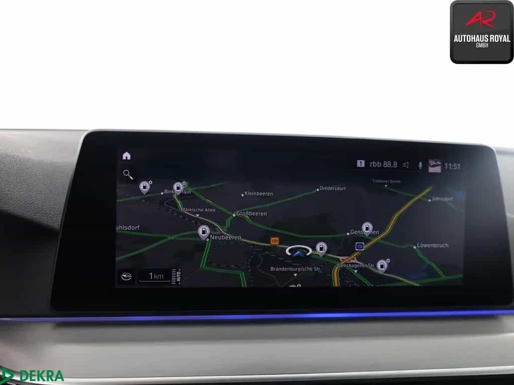 BMW 5 Series 530 i xDrive SPORT LINE SHADOW KAMERA,HUD,SH,AHK 06/2021-photo-15