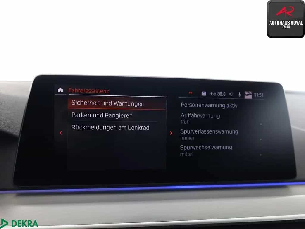 BMW 5 Series 530 i xDrive SPORT LINE SHADOW KAMERA,HUD,SH,AHK 06/2021-photo-19