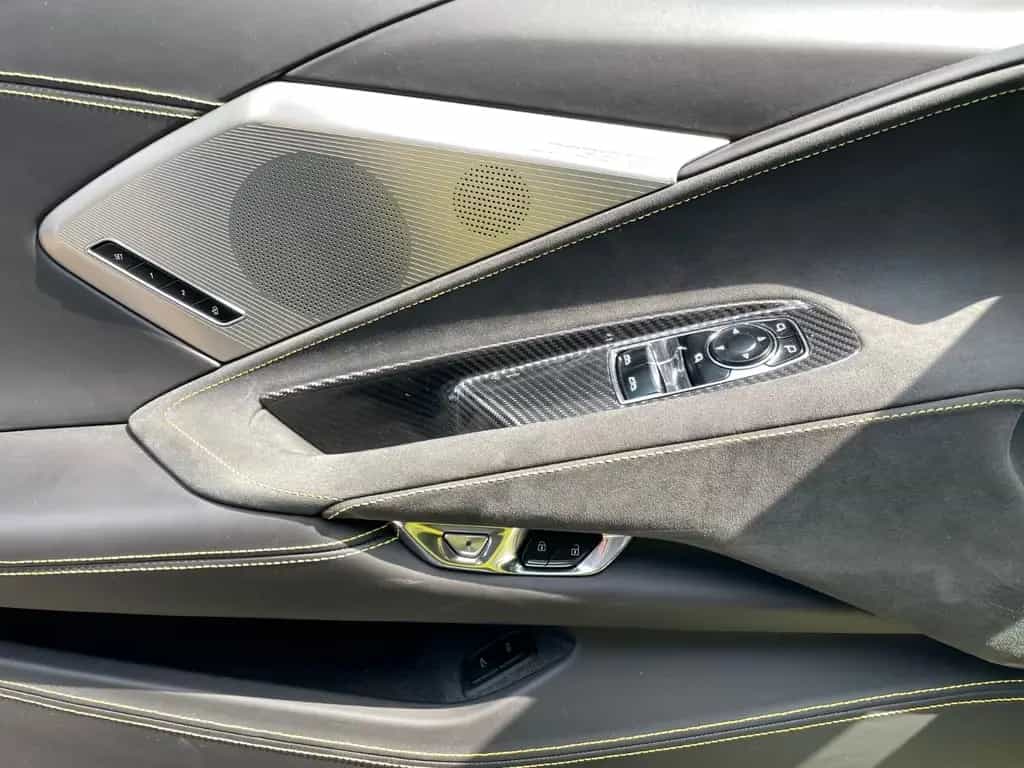 Corvette C8 STINGRAY 3LT V8 6.2 Z51 70 JAHRE (2023) DT.M. 08/2022-photo-16
