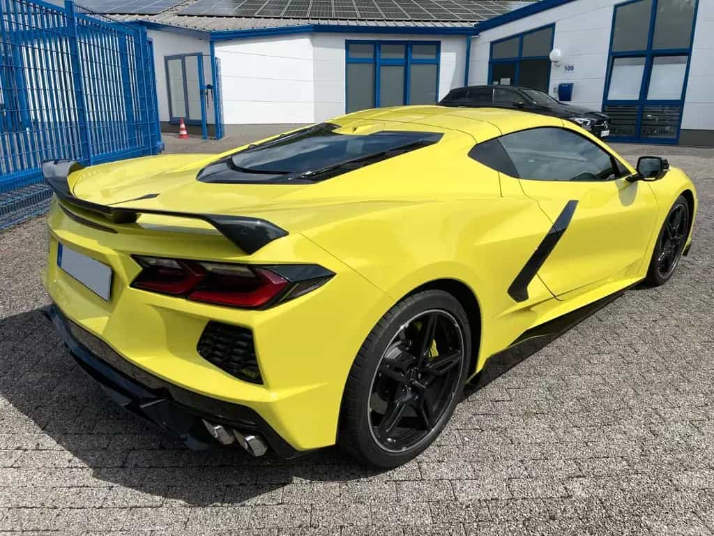 Corvette C8 STINGRAY 3LT V8 6.2 Z51 70 JAHRE (2023) DT.M. 08/2022-photo-3