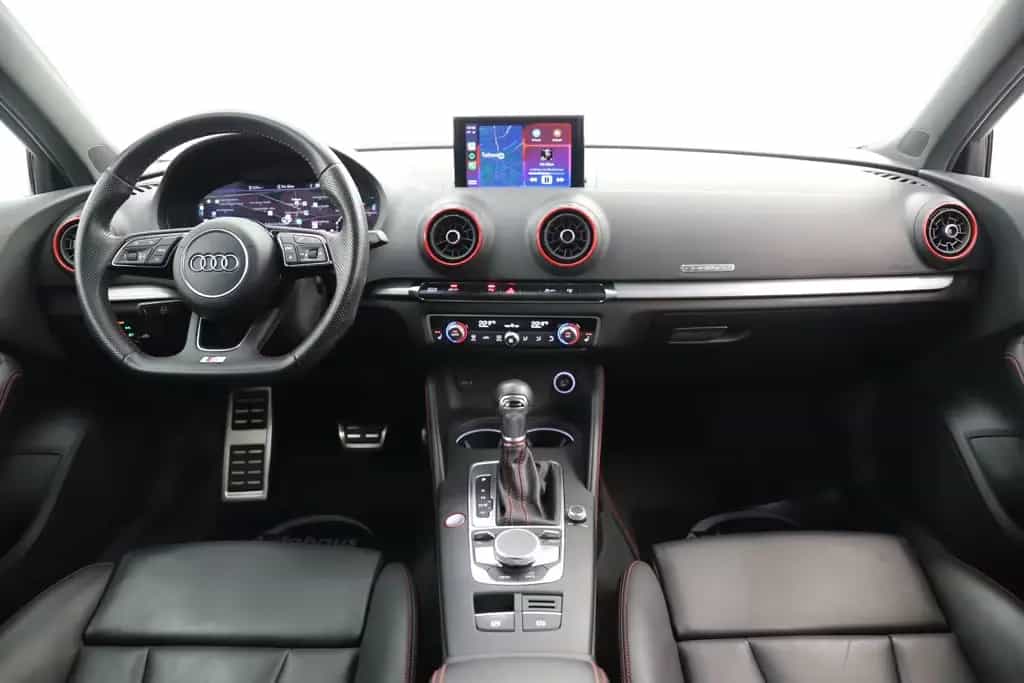 Audi S3 2.0 TFSI 310PS quattro Pano RS Sitze 1.Hand 03/2017-photo-13