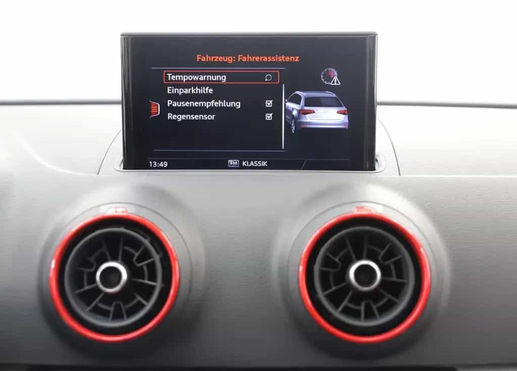 Audi S3 2.0 TFSI 310PS quattro Pano RS Sitze 1.Hand 03/2017-photo-30