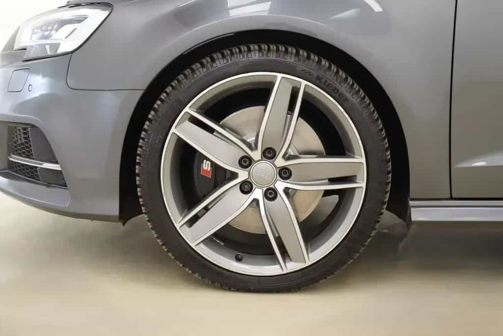 Audi S3 2.0 TFSI 310PS quattro Pano RS Sitze 1.Hand 03/2017-photo-41
