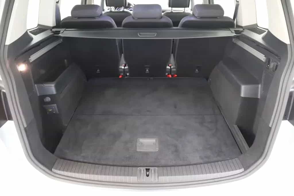 Volkswagen Touran 1.4TSI 150PS DSG Highline AHK ACC Navi 05/2016-photo-47