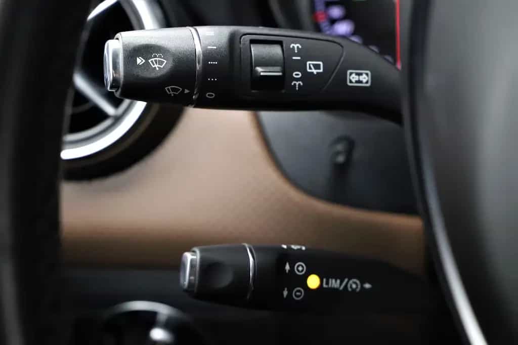 Mercedes-Benz A 200 156PS 7G Standheizung Memory H&K 1. Hand 09/2016-photo-24